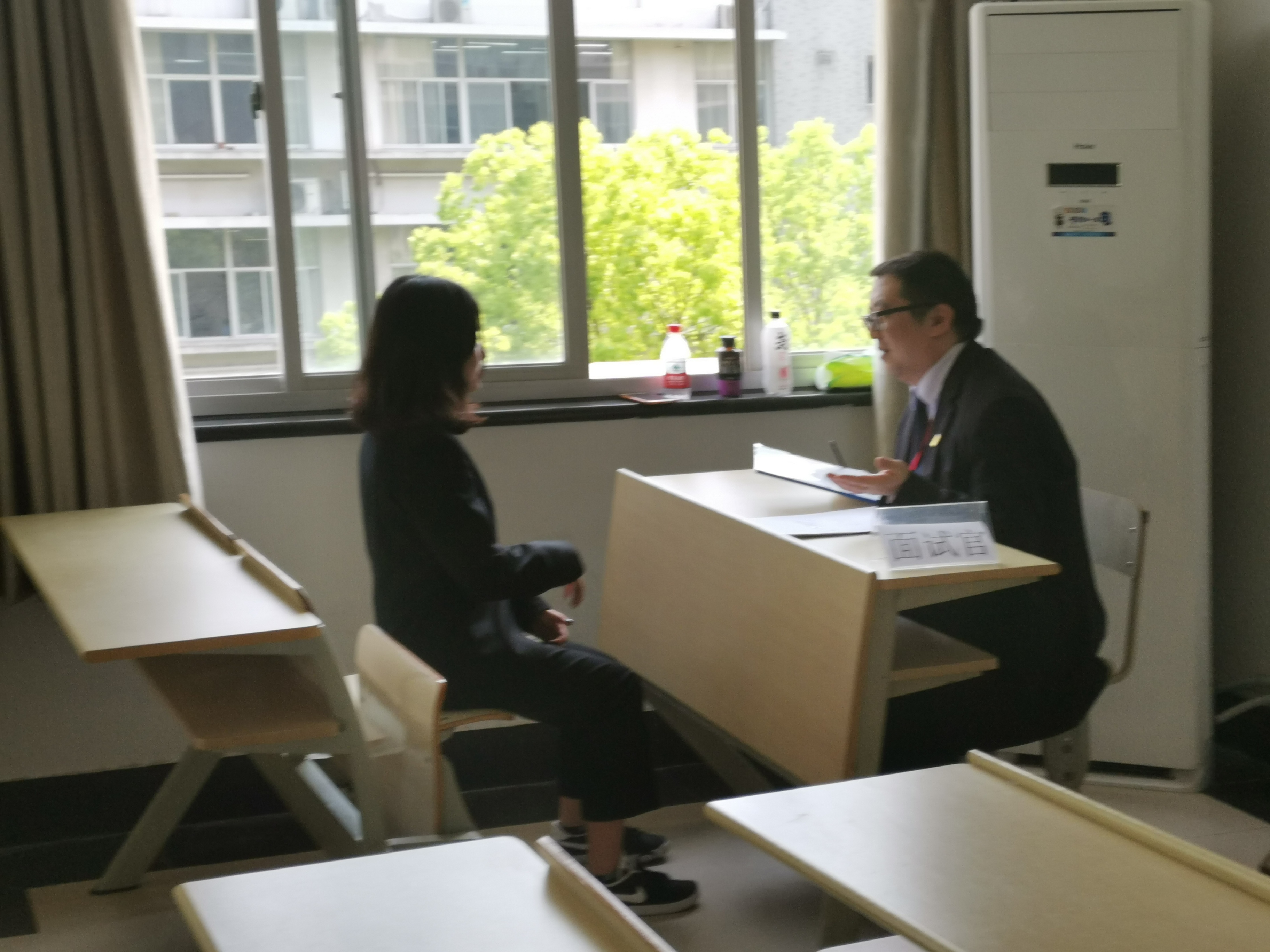 杭州中原地产公司对我院房地产专业2017级学生进行模拟面试
